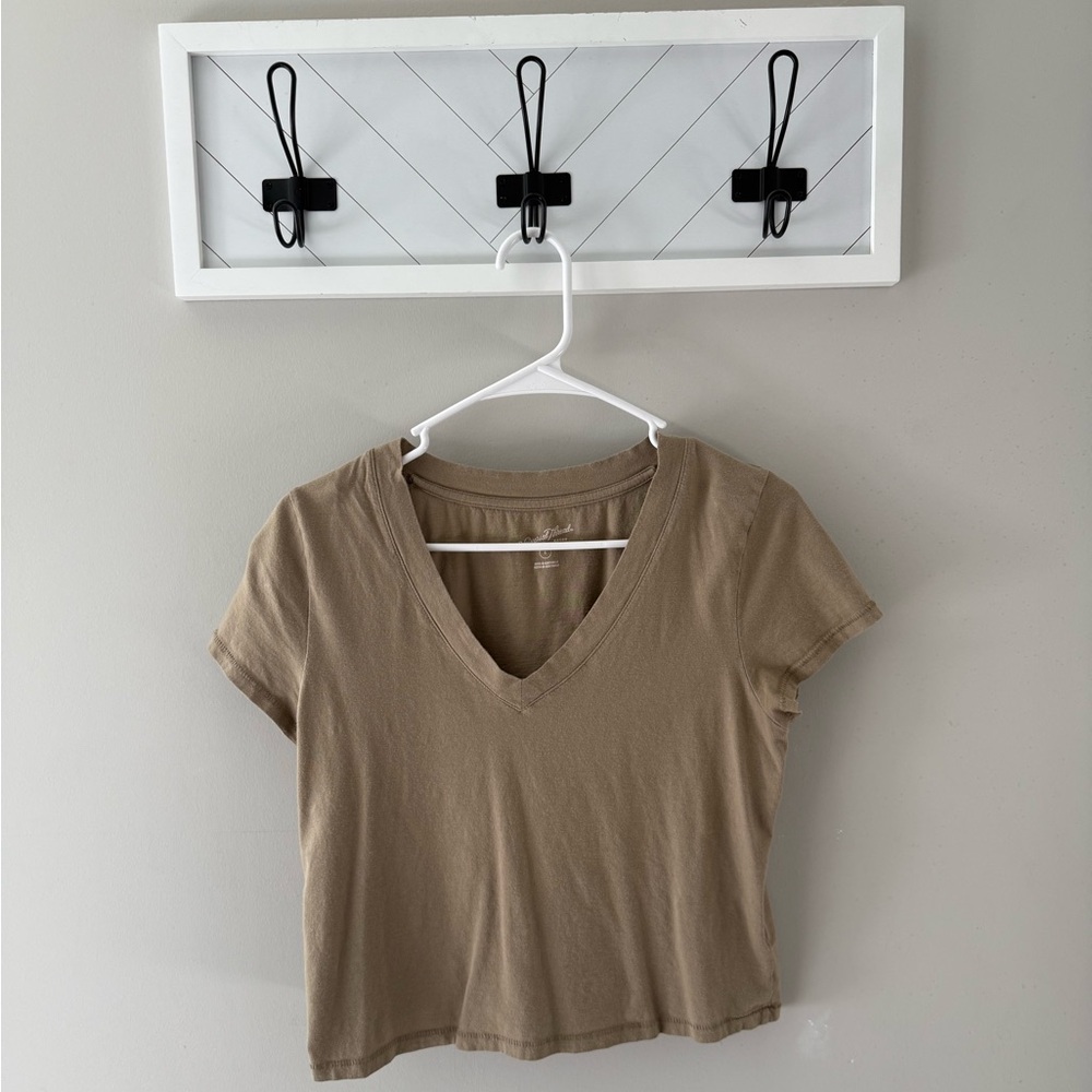 Universal Threads Shirt